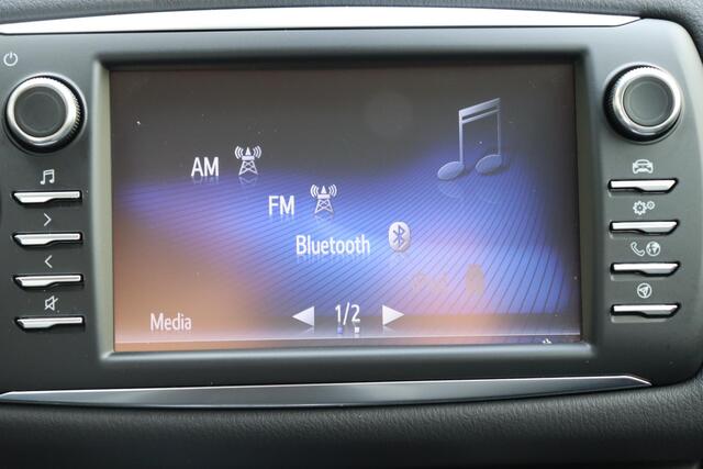 Toyota YARIS 1.5 Hybrid Y20, Stoelverwarming