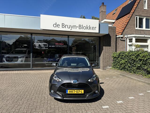 Toyota YARIS 1.5 Hybrid Active adaptive cruise control / Apple Carplay / Android Auto / climate control