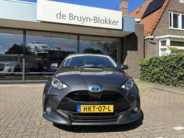 Toyota YARIS 1.5 Hybrid Active adaptive cruise control / Apple Carplay / Android Auto / climate control