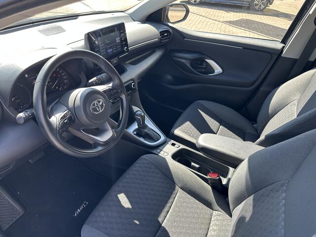 Toyota YARIS 1.5 Hybrid Active adaptive cruise control / Apple Carplay / Android Auto / climate control