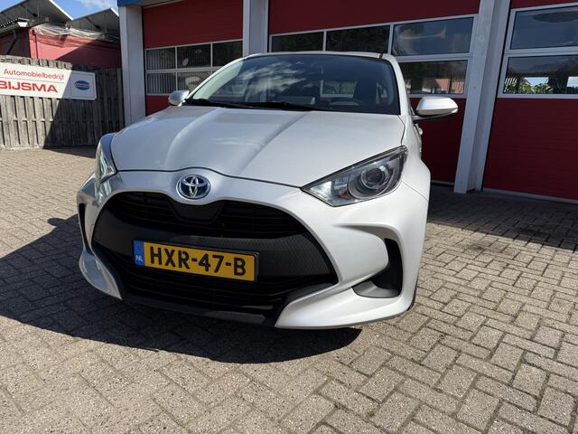 Toyota YARIS 1.5 | 93 PK | Hybrid Active | automaat | Navigatie | Climate Control