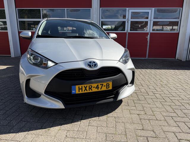 Toyota YARIS 1.5 | 93 PK | Hybrid Active | automaat | Navigatie | Climate Control