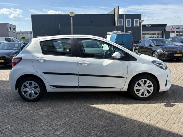 Toyota YARIS 1.5 Hybrid Active