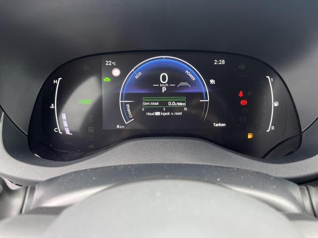 Toyota YARIS 1.5 Hybrid Dynamic 130 pk | Safety | winter pack |