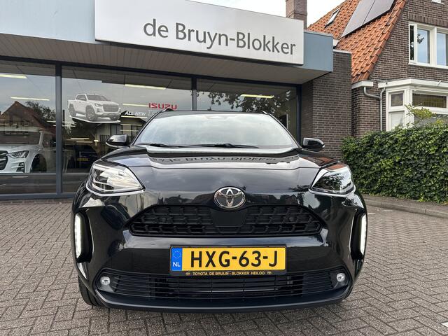 Toyota YARIS Cross 1.5 Hybrid 130pk Executive Limited dodehoekdetectie / stoelverwarming / stuurwielverwarming / parkeersensoren voor + achter / Navigatie / Apple Carplay / Android Auto / parkeercamera / 10 jaar garantie / rijklaarprijs