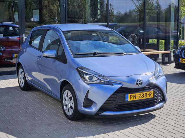 Toyota YARIS 1.0 VVT-i Aspiration ECC Camera Trekhaak NL-Auto