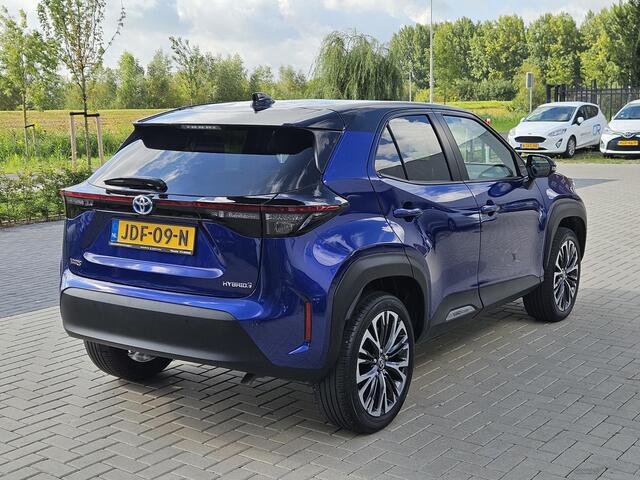 Toyota YARIS Cross 1.5 Hybrid Executive Two tone HUD Carplay 1e eig