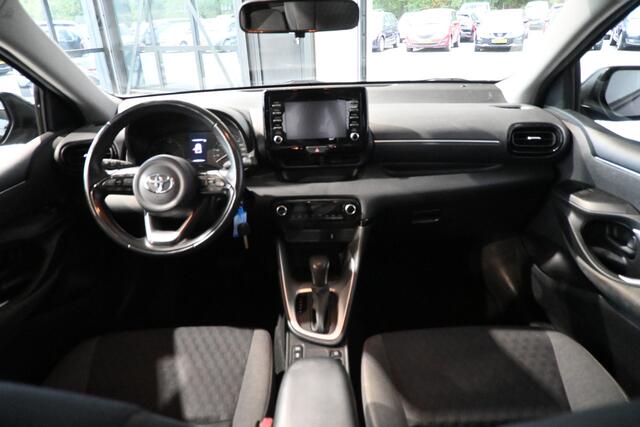 Toyota YARIS 1.5 Hybrid Active Automaat Carplay Camera Dealer Onderhouden! Inruil Mogelijk!