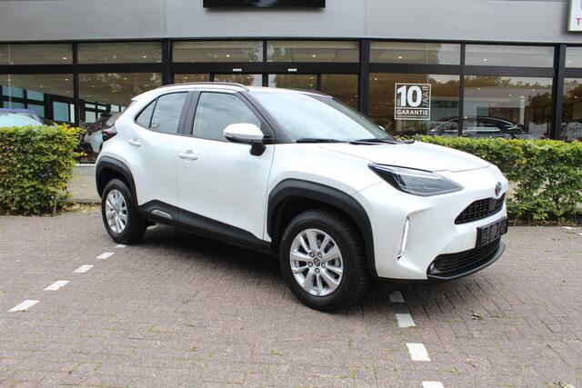 Toyota YARIS Cross 1.5 Hybrid Dynamic Special | Rijklaar | Parelmoer | Head Up | El.achterklep | Stoel-/stuurverw. | All-season | LED | Keyless | Apple/Android | Navi