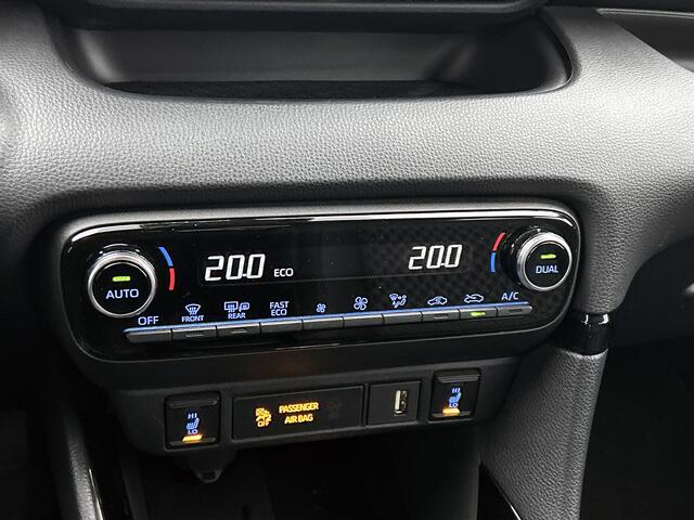 Toyota YARIS 1.5 Hybrid Executive | Navigatie | JBL | Parkeersensoren voor+achter | Blind Spot |