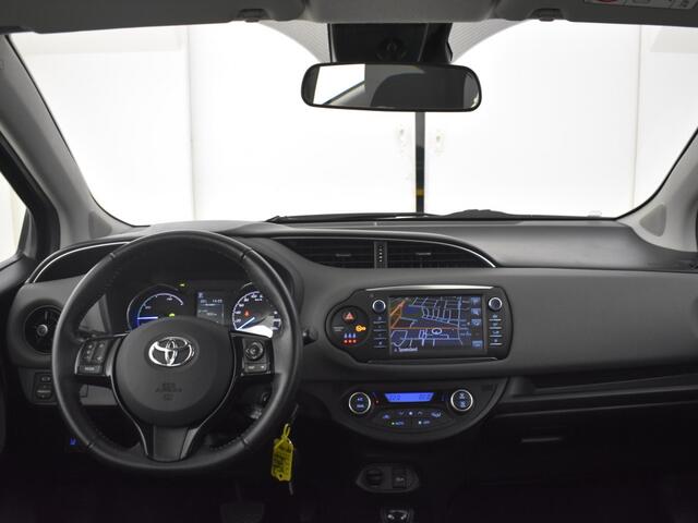 Toyota YARIS 1.5 Hybrid Aspiration | Navigatie | Camera | LM Velgen