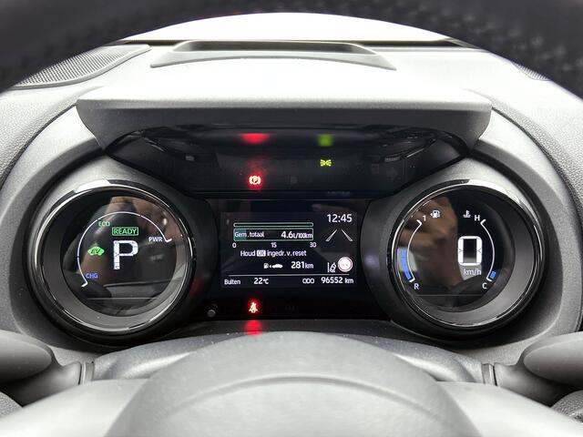 Toyota YARIS 1.5 Hybrid Launch Edition Limited | JBL | Head-up Display | Half lederen bekleding | Navigatie | Parkeersensoren |