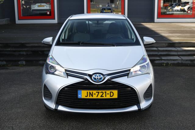 Toyota YARIS 1.5 Hybrid Business Plus | LM-velgen | Achteruitrijcamera |