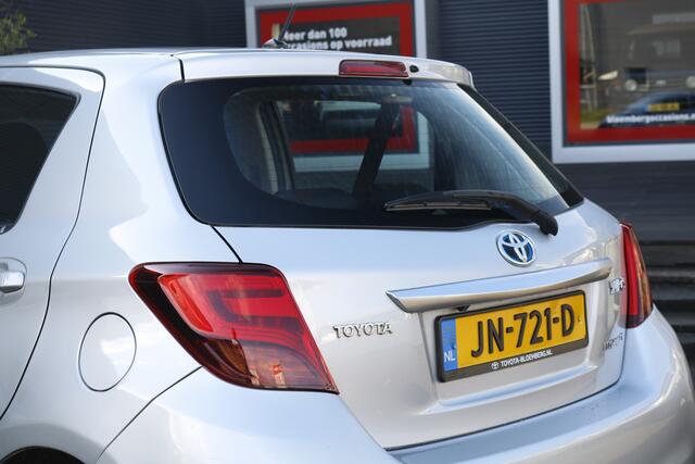 Toyota YARIS 1.5 Hybrid Business Plus | LM-velgen | Achteruitrijcamera |