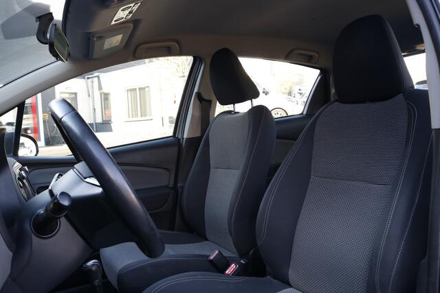 Toyota YARIS 1.5 Hybrid Business Plus | LM-velgen | Achteruitrijcamera |