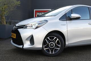 toyota-yaris-1.5-hybrid-business-pl