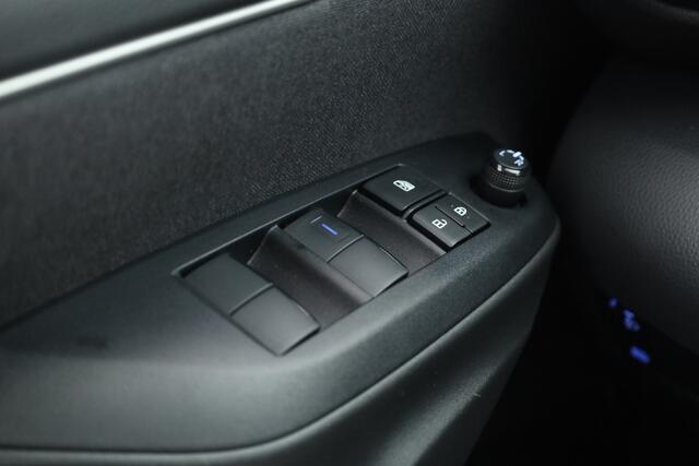 Toyota YARIS 1.5 Hybrid Dynamic | Apple CarPlay & Android Auto | Keyless | Adapt. Cruise | Camera