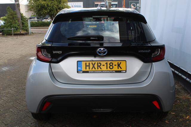Toyota YARIS 1.5 Hybrid 115 Comfort Apple carplay/ android auto l Cruise control l Climate control l Achteruitrijcamera VDL auto