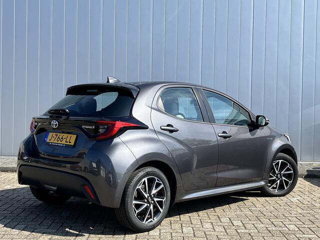 Toyota YARIS 1.5 Hybrid First Edition Navi Clima Cruise Camera 1e Eigenaar Dealer onderhouden