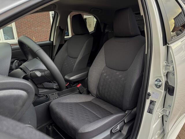 Toyota YARIS 1.5 Hybrid 115 First Edition - Apple Carplay, Airco, Achteruitrijcamera, Adap. Cruise!