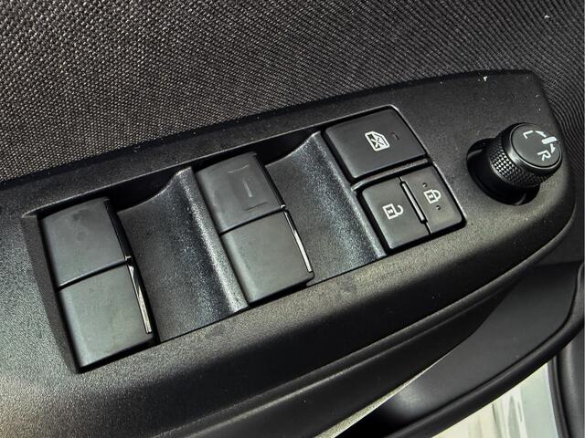 Toyota YARIS 1.5 Hybrid 115 First Edition - Apple Carplay, Airco, Achteruitrijcamera, Adap. Cruise!