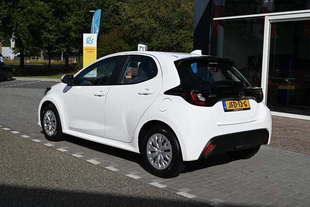 Toyota YARIS 1.5 Hybrid 115 Active
