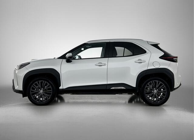 Toyota YARIS Cross 1.5 Hybrid Adventure | Full map navigatie | Stoelverwarming | Adaptive cruise control |