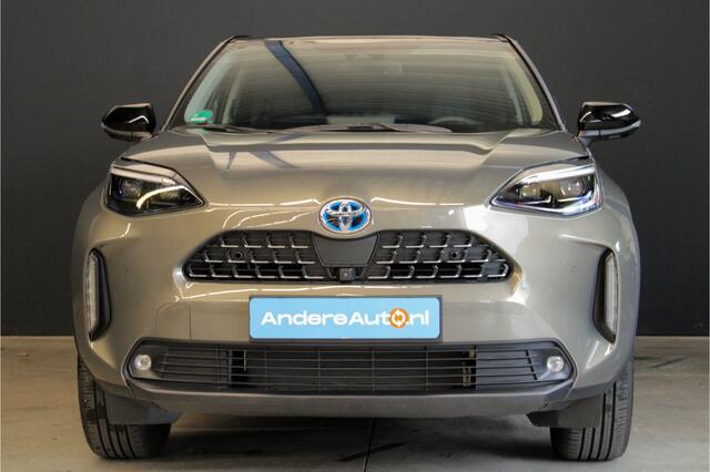 Toyota YARIS Cross 1.5 Hybrid Executive AWD |trekhaak|elek klep|leder|parkeersensoren|
