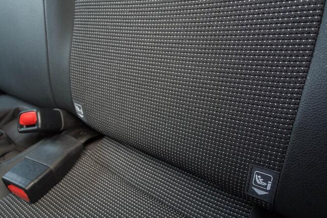 Toyota YARIS 1.5 Hybrid NAVI PDC Keyless