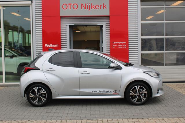 Toyota YARIS 1.5 Hybrid 115 Dynamic met Comfort Pack