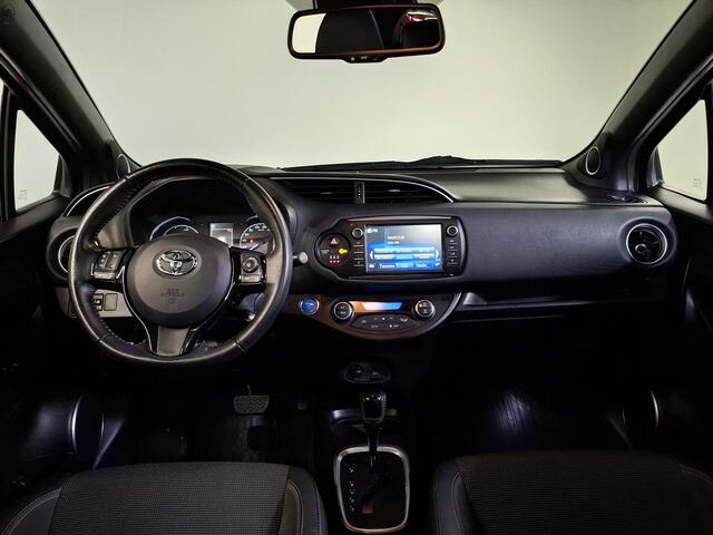 Toyota YARIS 1.5 Hybrid Premium | Panorama-dak | Keyless | Cruise control | licht/regen sensor |