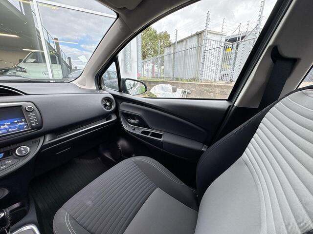 Toyota YARIS 1.5 Hybrid Design Edition