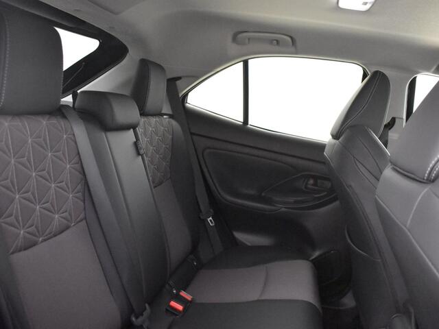 Toyota YARIS 1.5 Hybrid 130 Executive | Stuur en Stoelverwarming | PDC V+A |