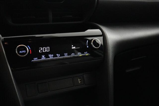 Toyota YARIS Cross 1.5 Hybrid Dynamic |Apple Carplay/Android Auto | navigatiesysteem |