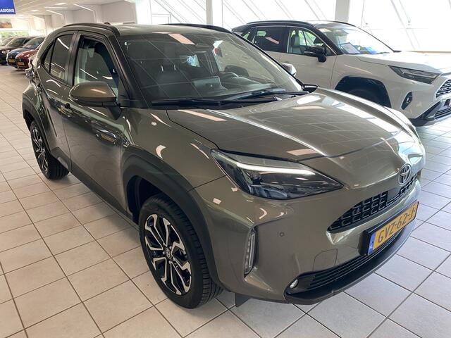 Toyota YARIS Cross 1.5 Hybrid 115 First Edition | Comfort Pack