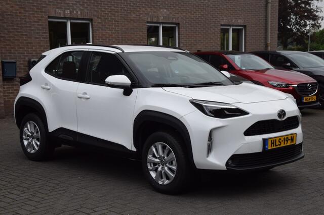 Toyota YARIS 1.5 HYBR 115PK! ACTIVE NIEUW