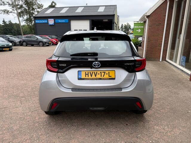 Toyota YARIS 1.5 HYBRID TEAM HYBRID WINTER PACK/CAMERA/ACC/NAVIGATIE