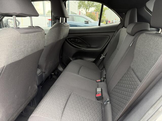 Toyota YARIS Cross 1.5 Hybrid Dynamic Keyless Cruise Apple Carplay NL auto