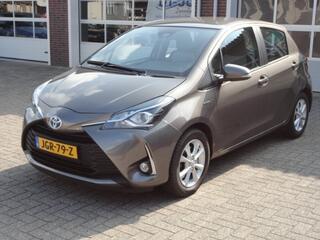 toyota-yaris-1.5-hybrid-active-navi