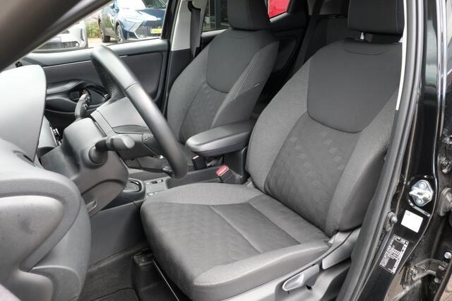 Toyota YARIS 1.5 Hybrid 115PK First Edition Automaat | Apple Carplay / Androi
