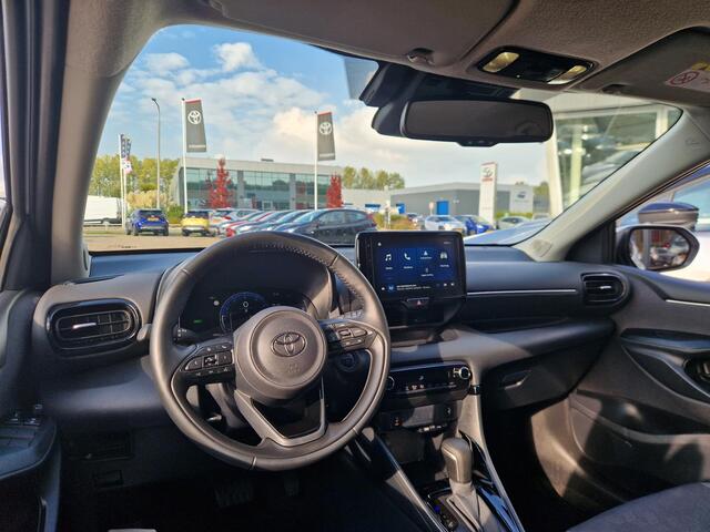 Toyota YARIS 1.5 Hybrid 115 Business Plus