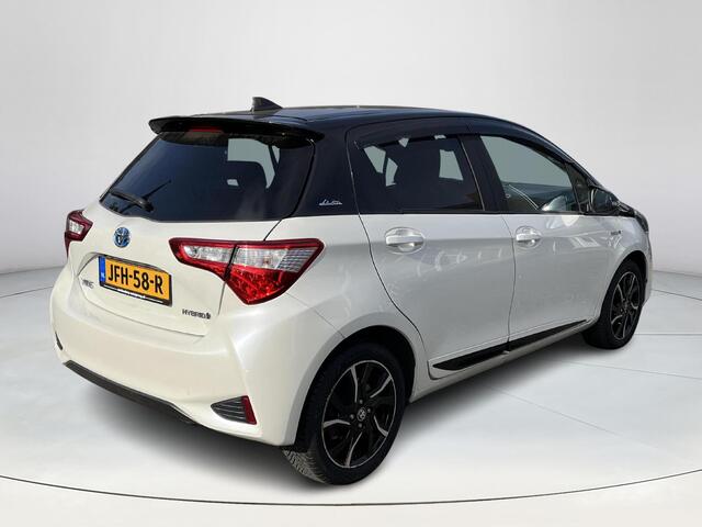 Toyota YARIS 1.5 Hybrid Bi-Tone | 16 inch LM-velgen | Keyless entry | Parkeercamera | Bluetooth |
