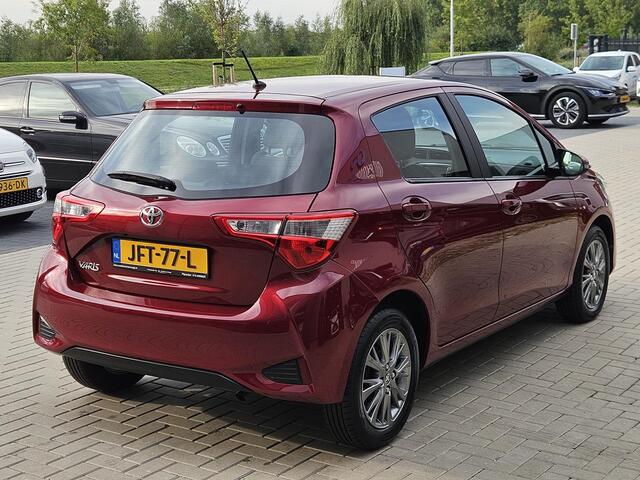 Toyota YARIS 1.5 VVT-i Aspiration Camera 1e eig 42.000km