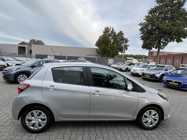 Toyota YARIS 1.5 Hybrid Dynamic