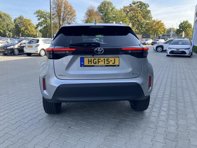 Toyota YARIS 1.5 Hybr 130 Dynamic | PDC V/A | Stoel/Stuur verw | Adaptive Cru