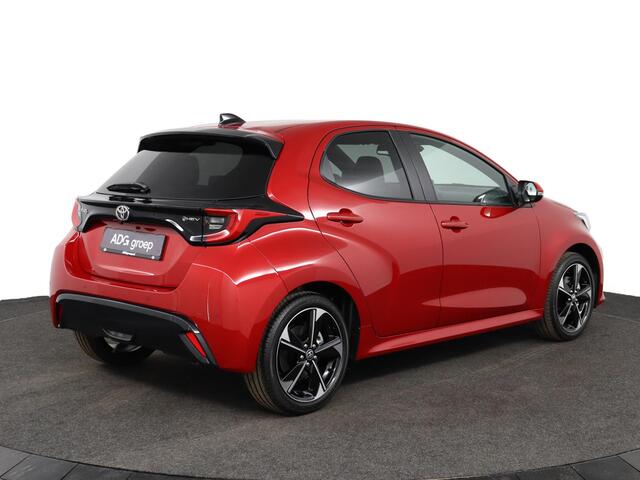 Toyota YARIS 1.5 Hybrid 130 Executive | Parkeer sensoren | Navigatie | Stoelverwarming |