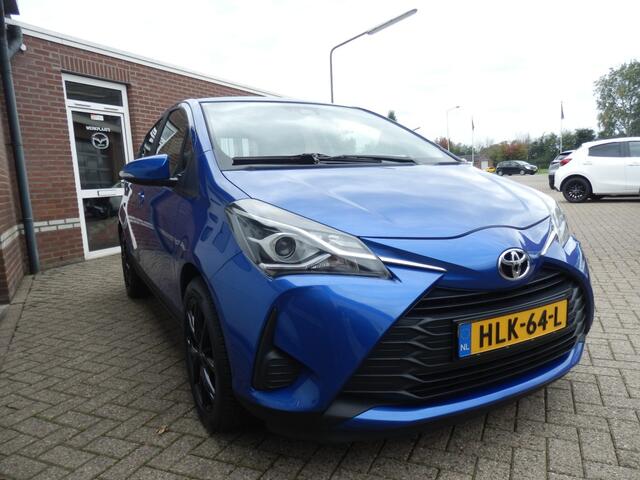 Toyota YARIS 1.0 VVT-I CONNECT AIRCO / NAVI / STOEL VERWARMING