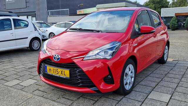 Toyota YARIS 1.5 Hybrid Active