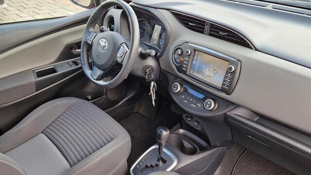 Toyota YARIS 1.5 Hybrid Active