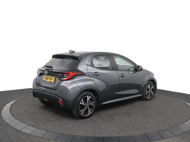 Toyota YARIS 1.5 Hybrid 115 First Edition | Navigatie | Keyless | Privacy glass |